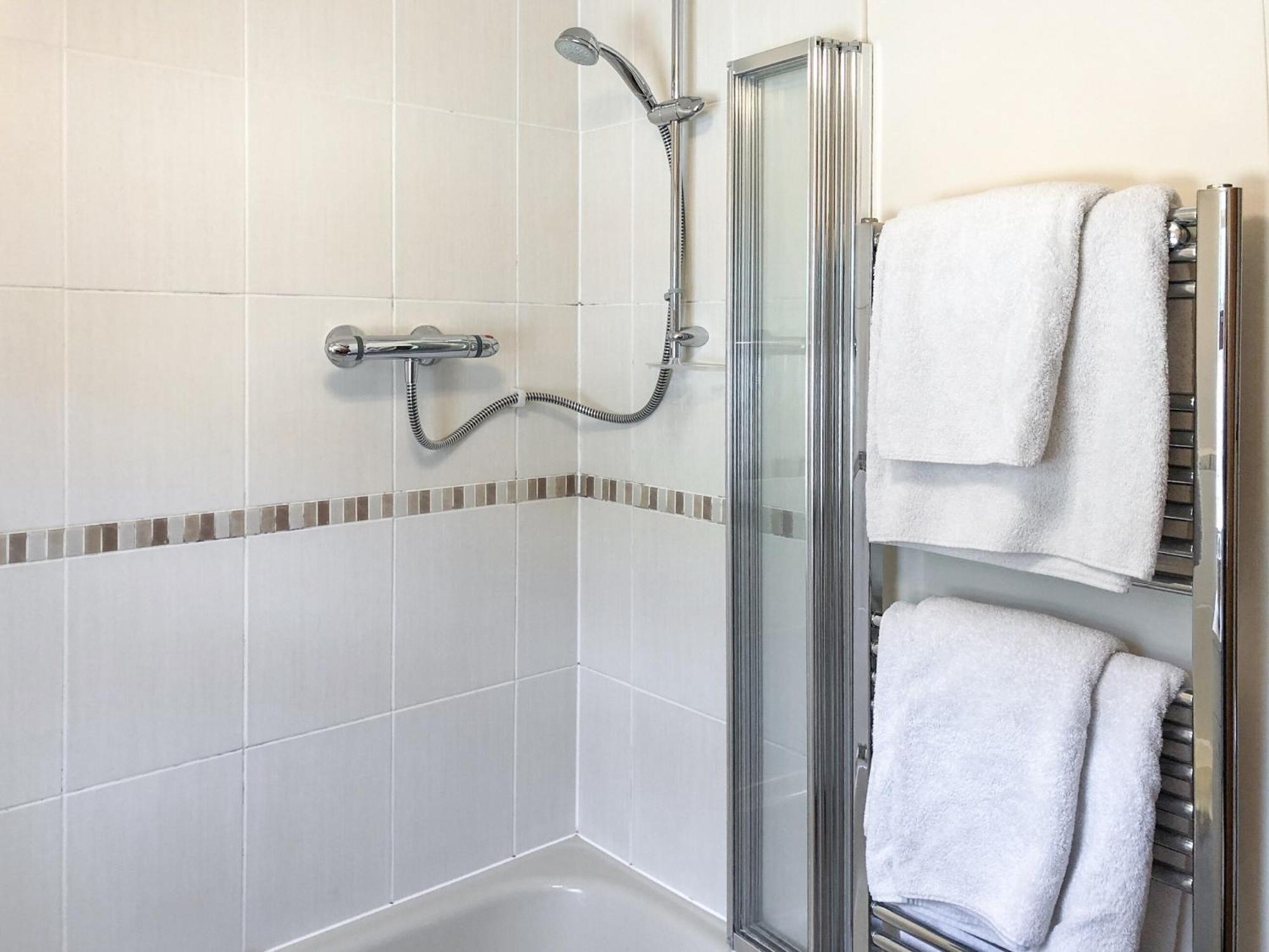 Garden Cottage Hasfield Ngoại thất bức ảnh
